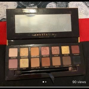 Soft Glam Anastasia Palette